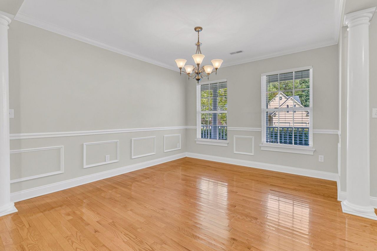 8618 Woodland Walk Photo 7