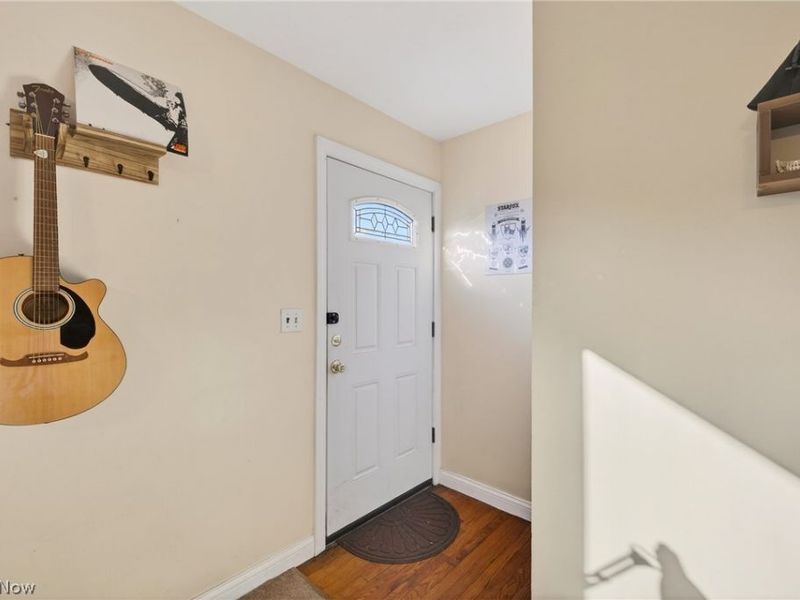 7519 Miami Road, Mentor on the Lake, OH 44060 Photo 3