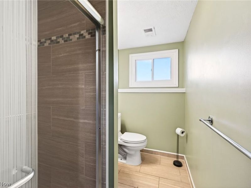 882 Bayridge Boulevard, Willowick, OH 44095 Photo 20