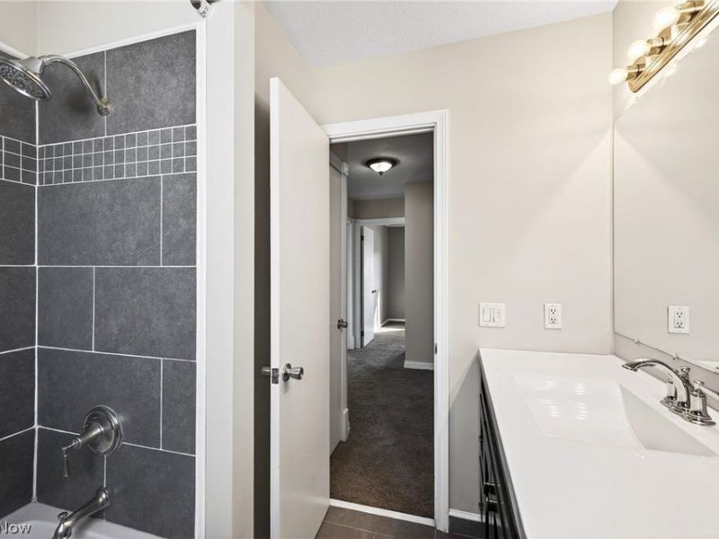 882 Bayridge Boulevard, Willowick, OH 44095 Photo 37