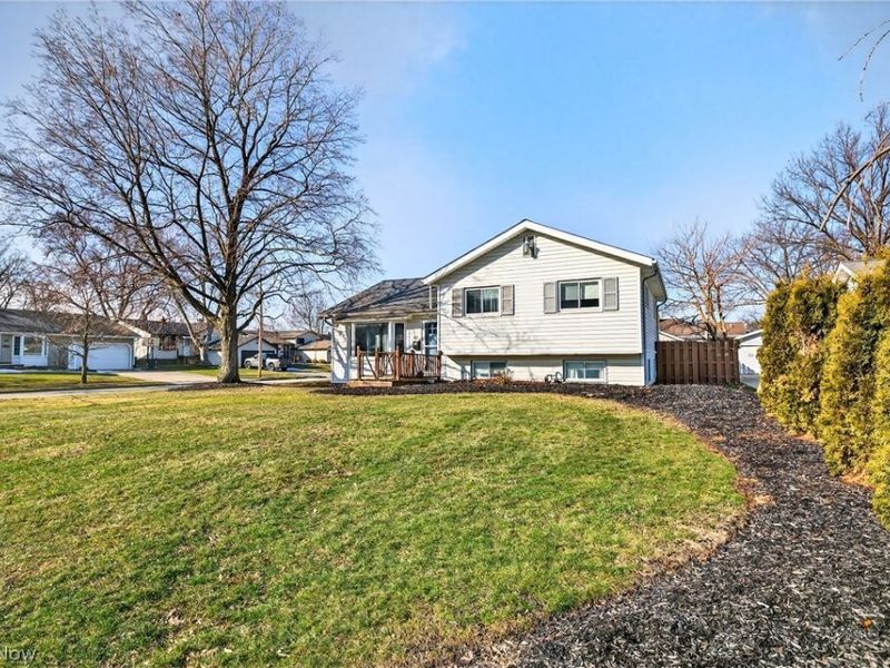 882 Bayridge Boulevard, Willowick, OH 44095 Photo 4