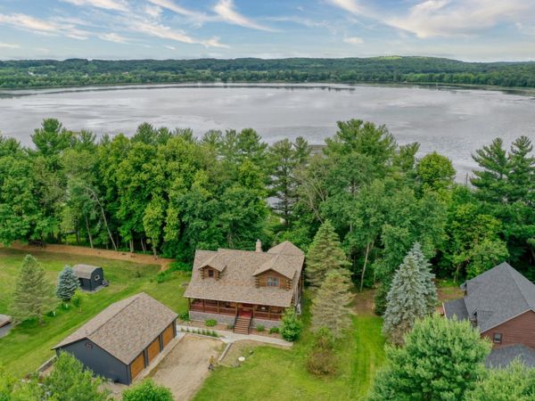871 207th Street, Osceola, WI 54009