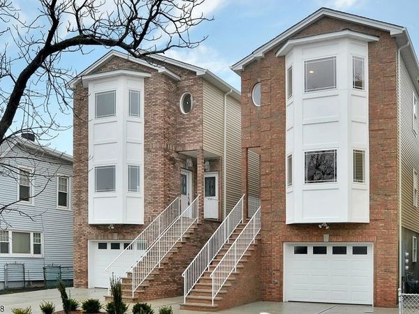 410 Davis Ave, Harrison, NJ 07029