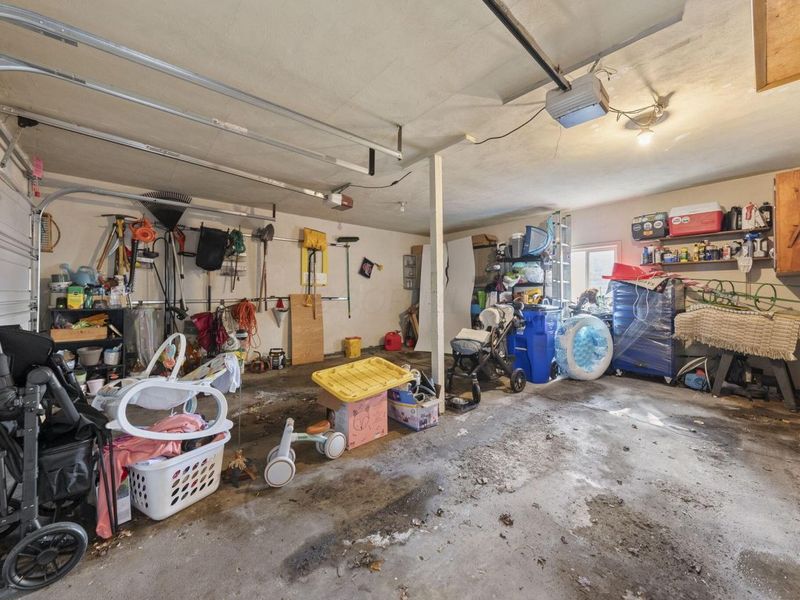 3194 Mountview Road, Columbus, OH 43221 Photo 32