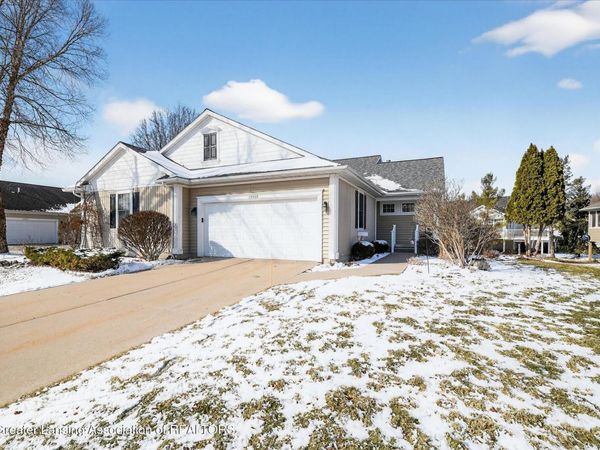 15060 Classic Drive, Bath, MI 48808