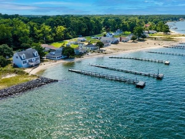 157 Sandy Beach Road, DELTAVILLE, VA 23043