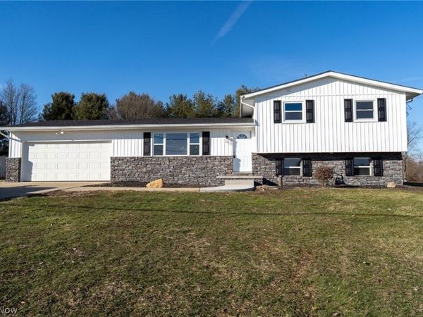 3359 Nimishillen Church Road NE, Hartville, OH 44632