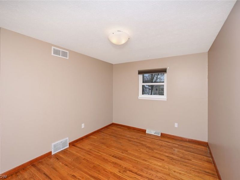 23993 Fairlawn Drive, North Olmsted, OH 44070 Photo 15