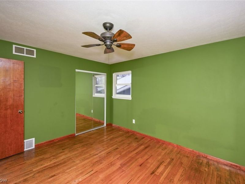 23993 Fairlawn Drive, North Olmsted, OH 44070 Photo 22