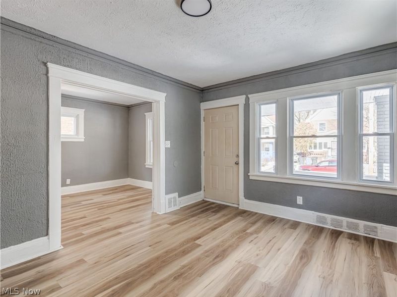 12516 Griffing Avenue, Cleveland, OH 44120 Photo 5