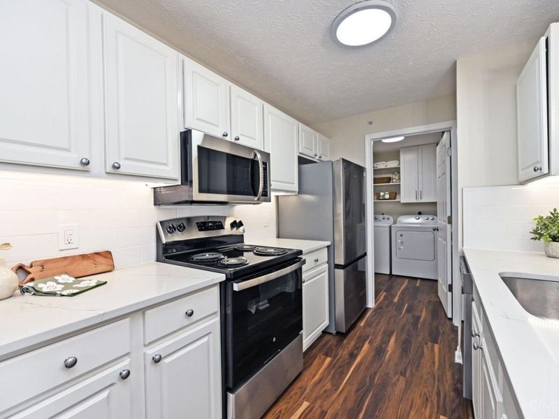 8390 Spring Valley Court, Unit 208, West Chester, OH 45069 Photo 16