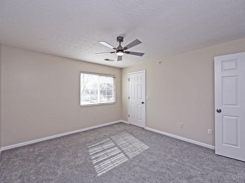 8390 Spring Valley Court, Unit 208, West Chester, OH 45069 Photo 27
