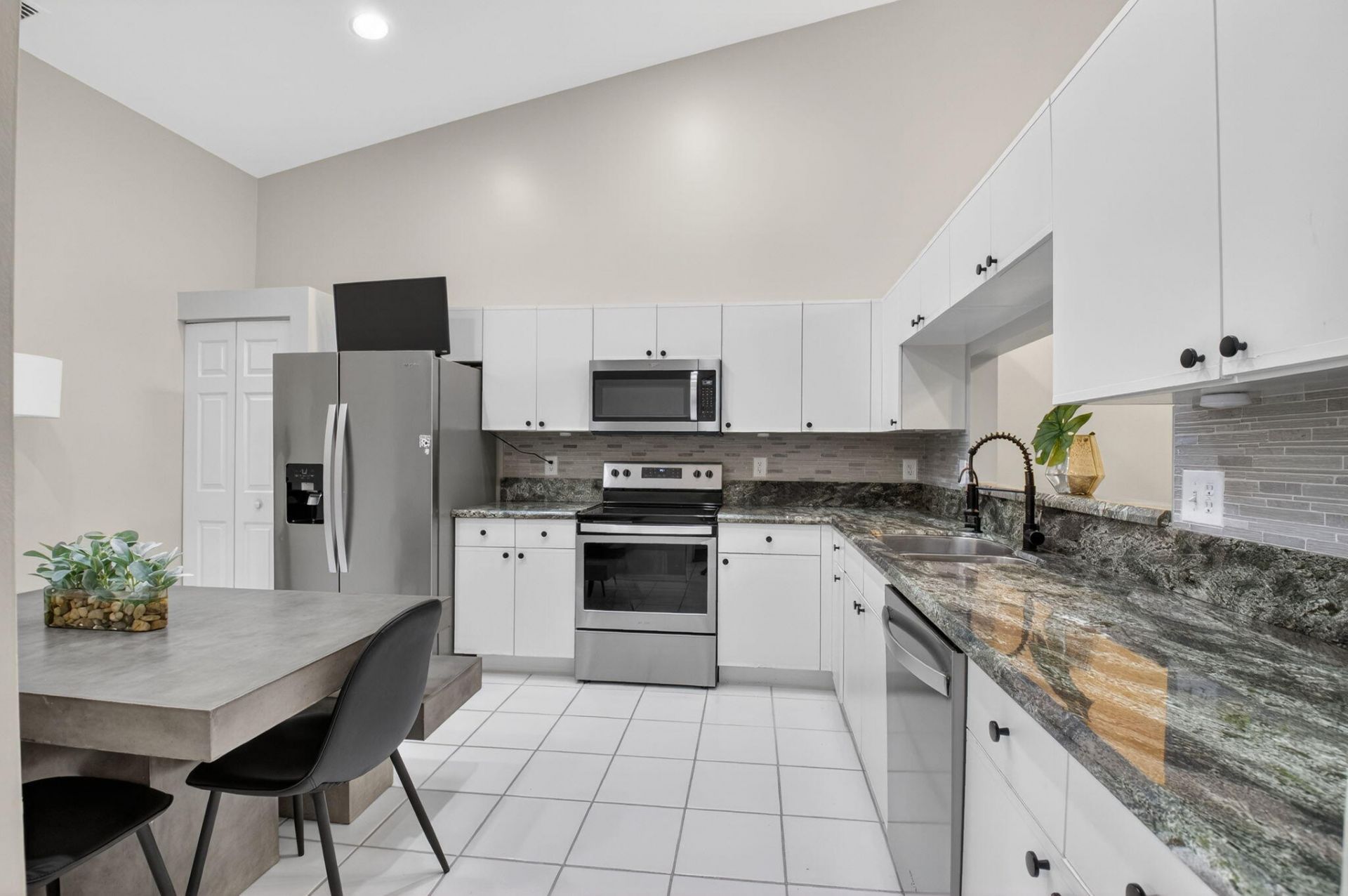 8298 Via Di Veneto, Boca Raton, FL 33496 Photo