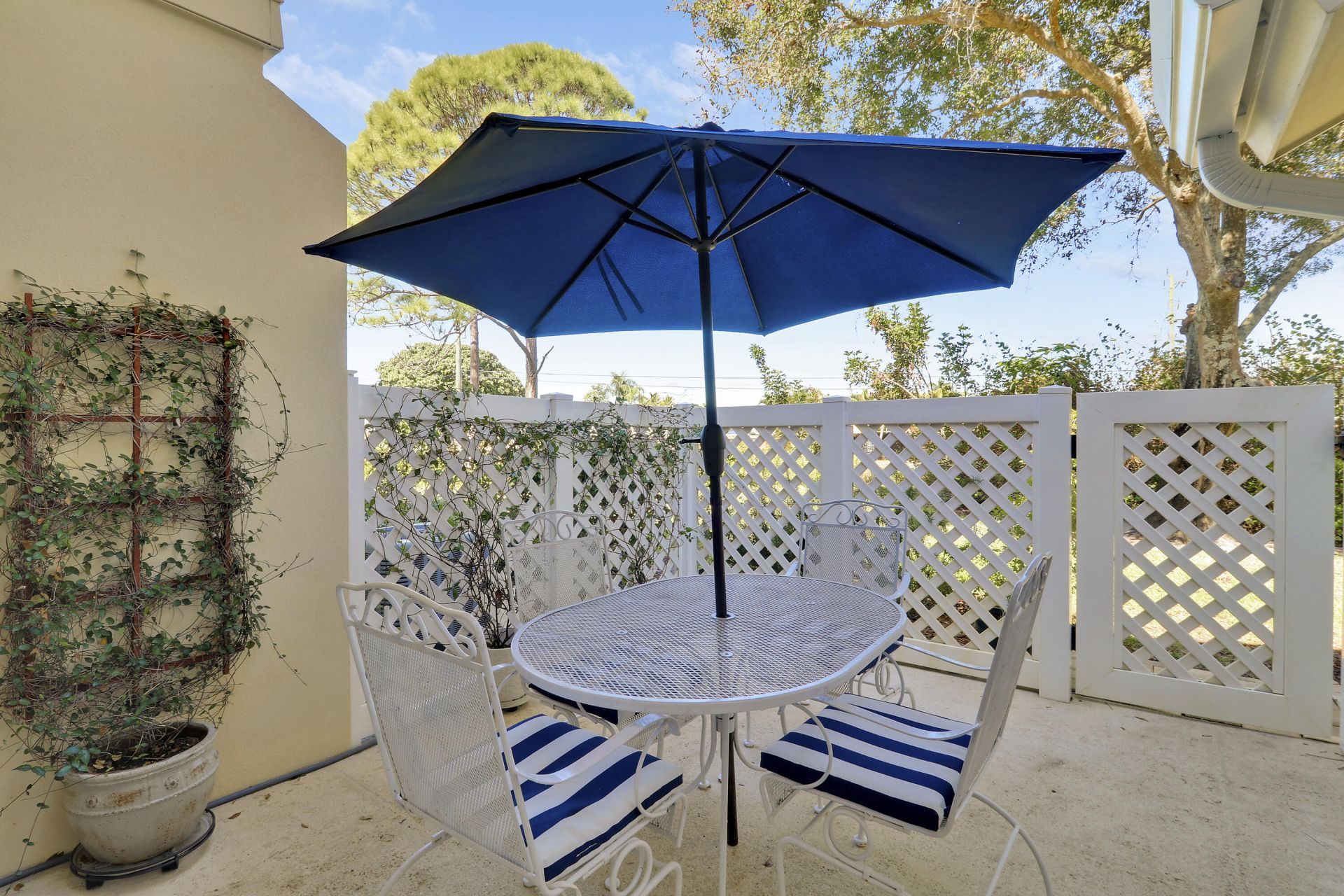 8115 Northboro Court, Unit B, Lake Clarke Shores, FL 33406 Photo