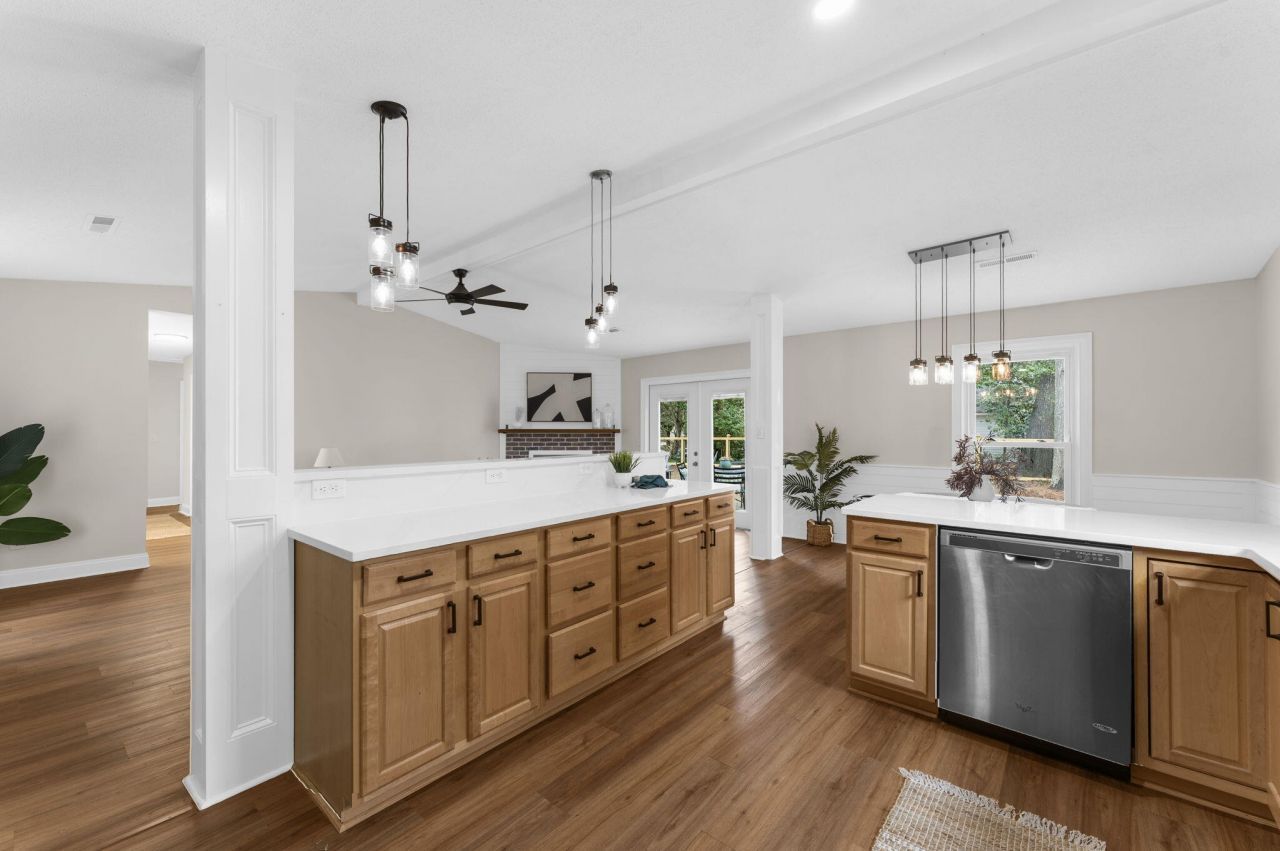 1690 Nantahala Boulevard Photo 13