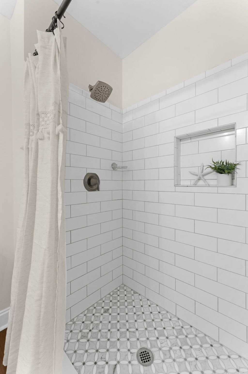 1690 Nantahala Boulevard Photo 21