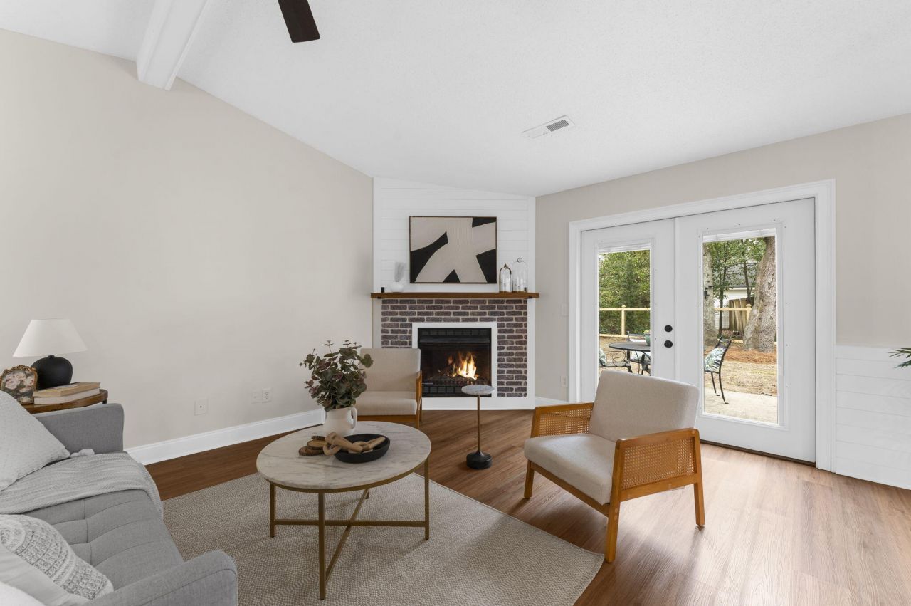 1690 Nantahala Boulevard Photo 6