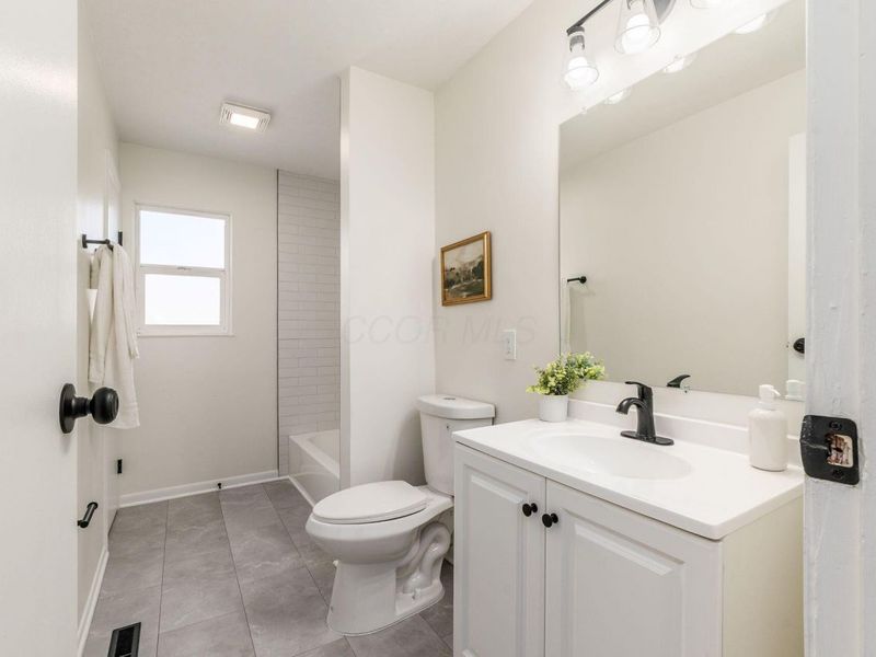 3390 Norwalk Road , Columbus, OH 43207 Photo 18