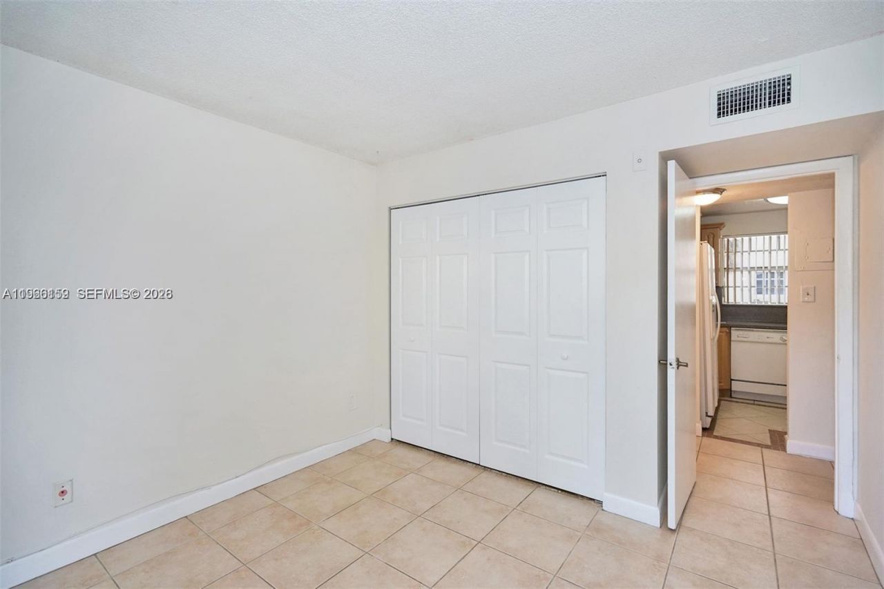 8500 SW 109 Ave, Unit 6-102, Miami, FL 33173 Photo