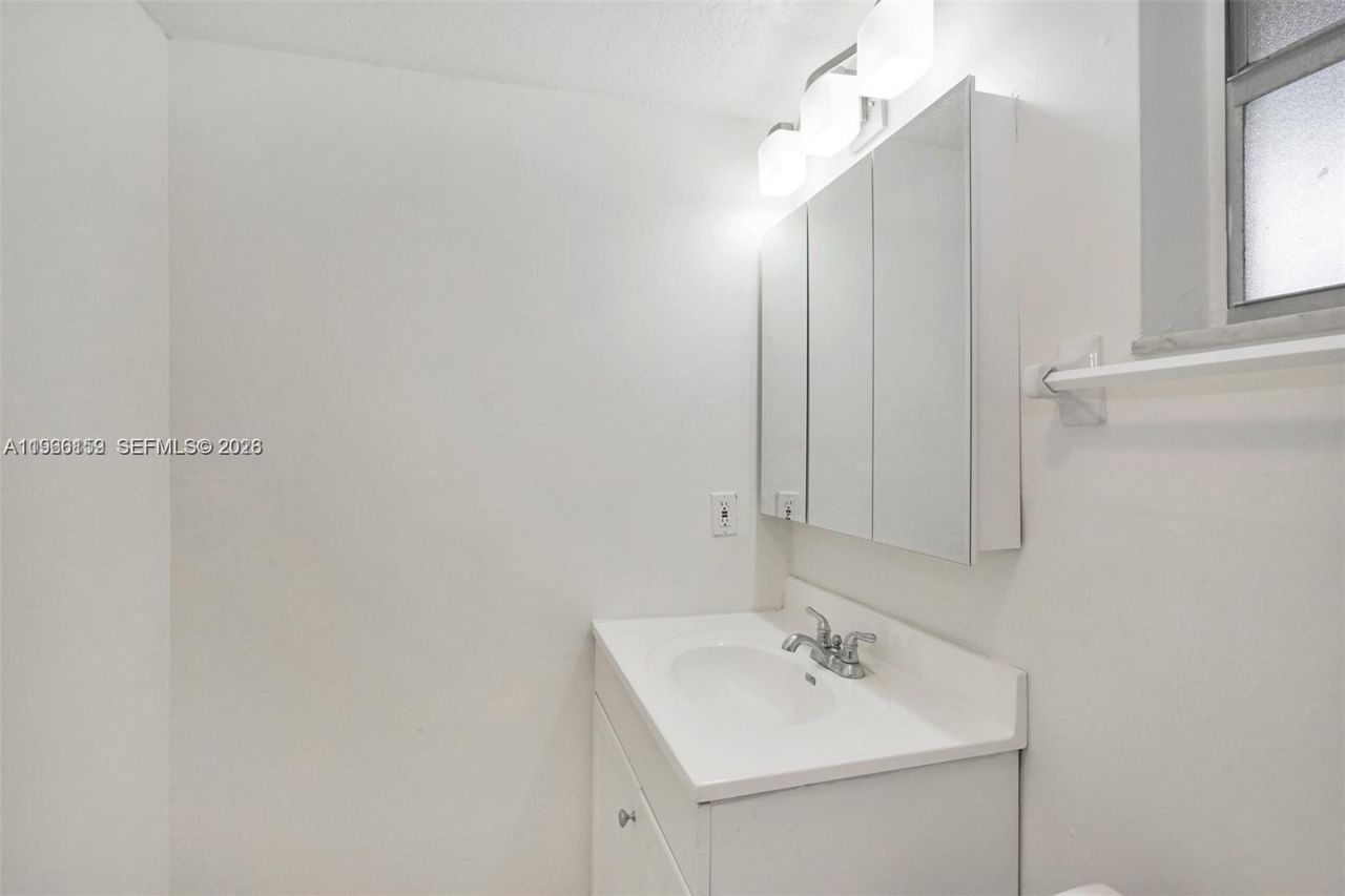 8500 SW 109 Ave, Unit 6-102, Miami, FL 33173 Photo