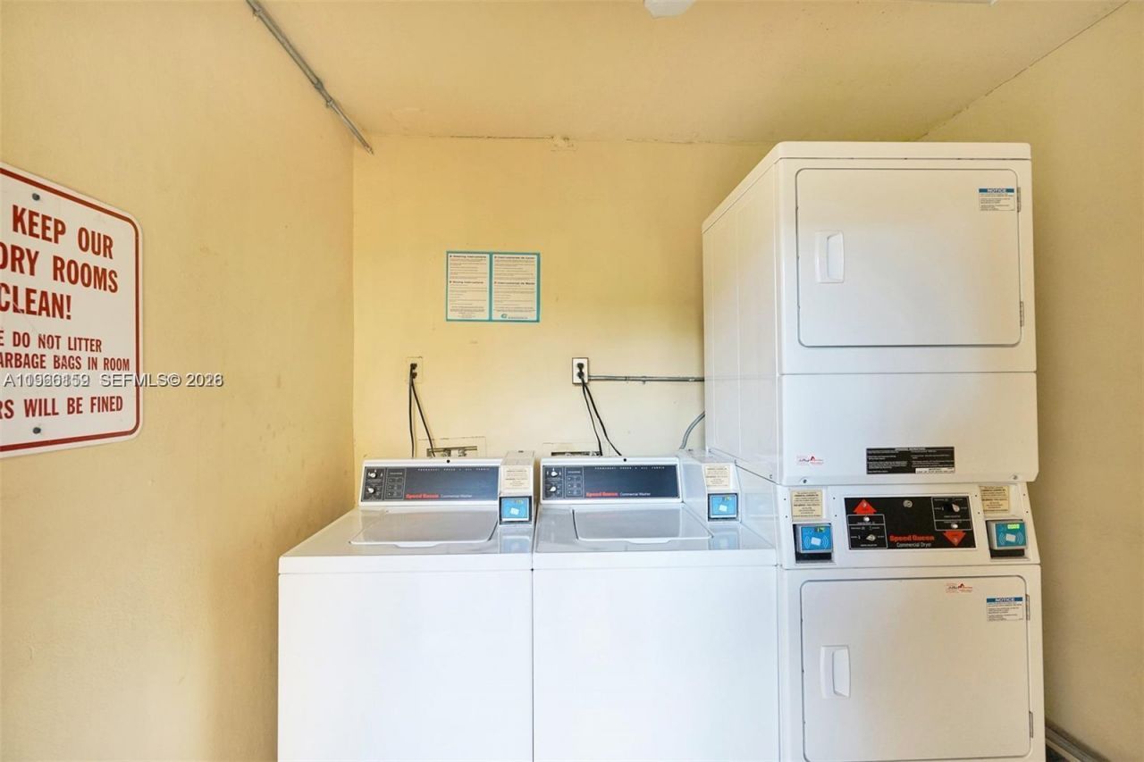 8500 SW 109 Ave, Unit 6-102, Miami, FL 33173 Photo