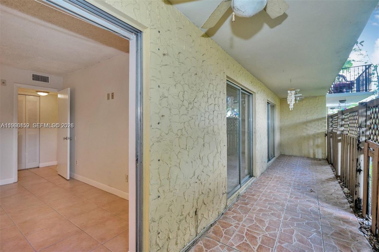 8500 SW 109 Ave, Unit 6-102, Miami, FL 33173 Photo