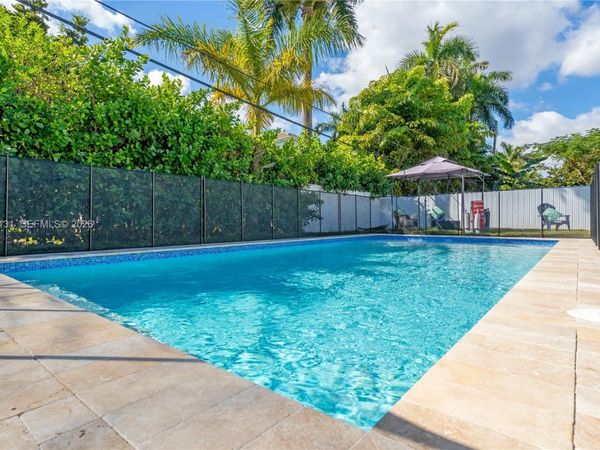 348 NE 117th St, Miami, FL 33161