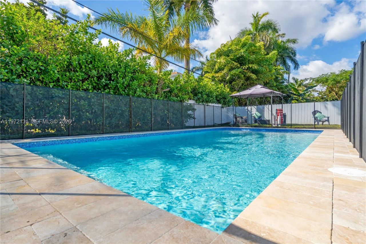 348 NE 117th St, Miami, FL 33161 Photo