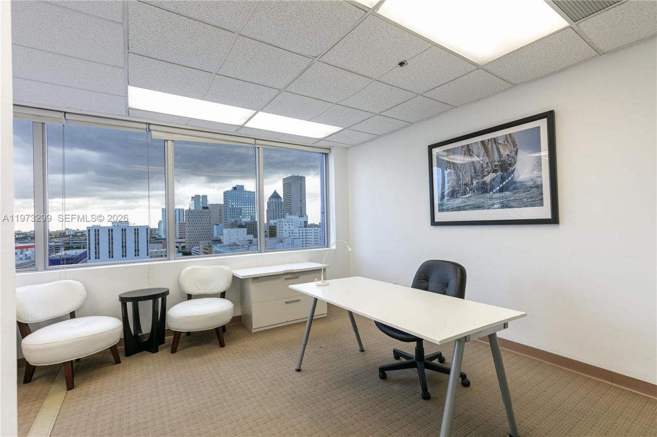 150 SE 2nd Ave, Unit 1401, Miami, FL 33131 Photo