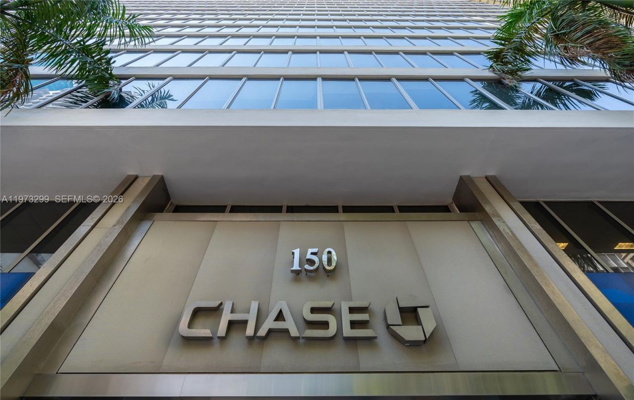 150 SE 2nd Ave, Unit 1401, Miami, FL 33131 Photo