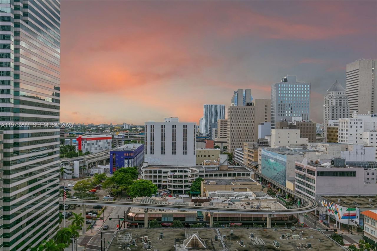 150 SE 2nd Ave, Unit 1401, Miami, FL 33131 Photo