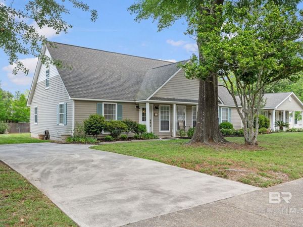 211 Fels Avenue, Fairhope, AL 36532