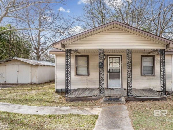 351 Kansas Street, Chickasaw, AL 36611