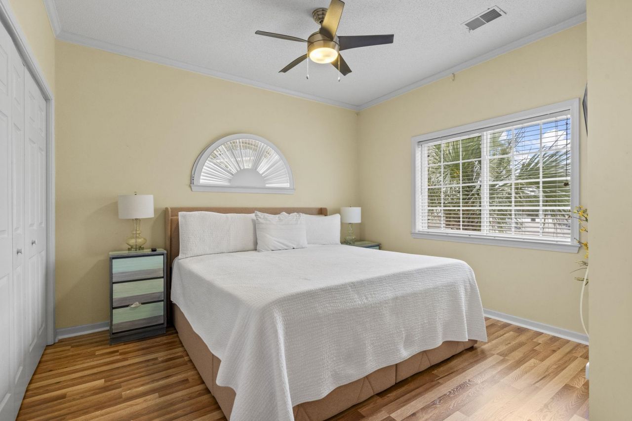 730 Charter Dr. Photo 11