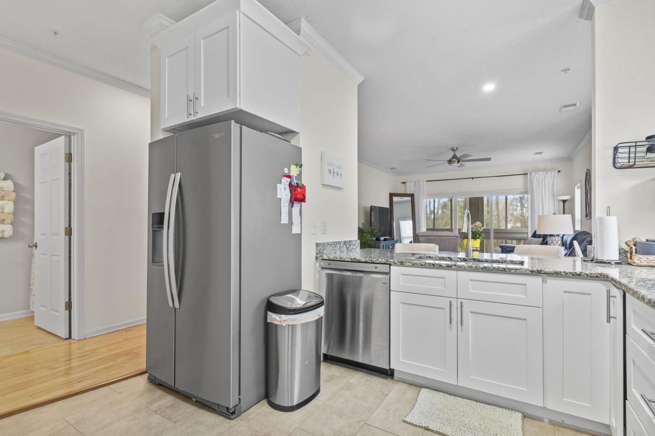 730 Charter Dr. Photo 19