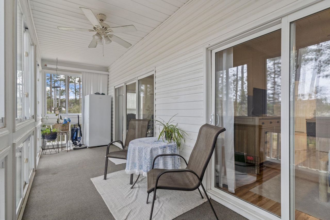 730 Charter Dr. Photo 34