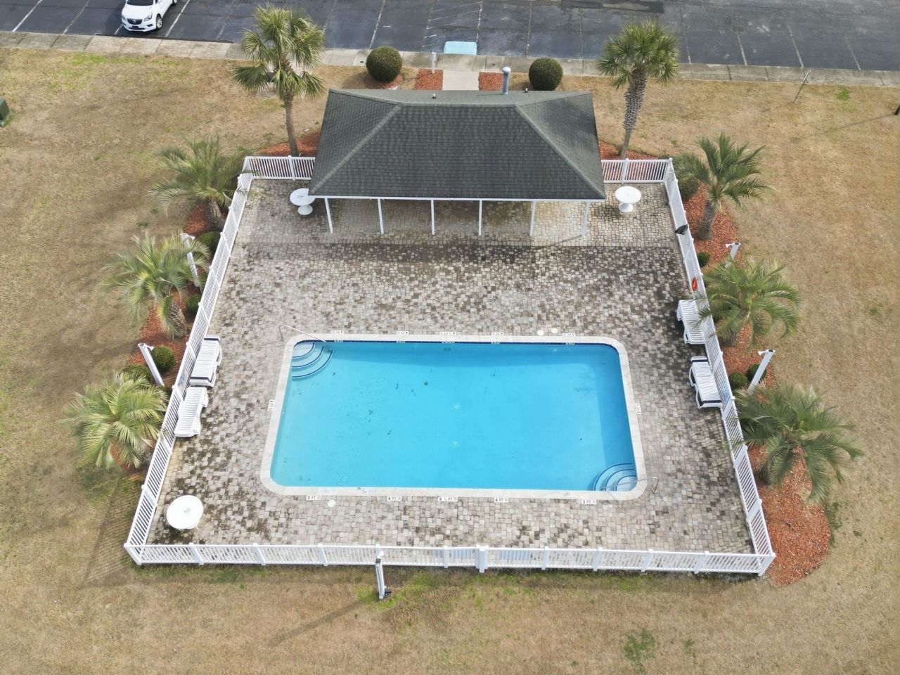 730 Charter Dr. Photo 4