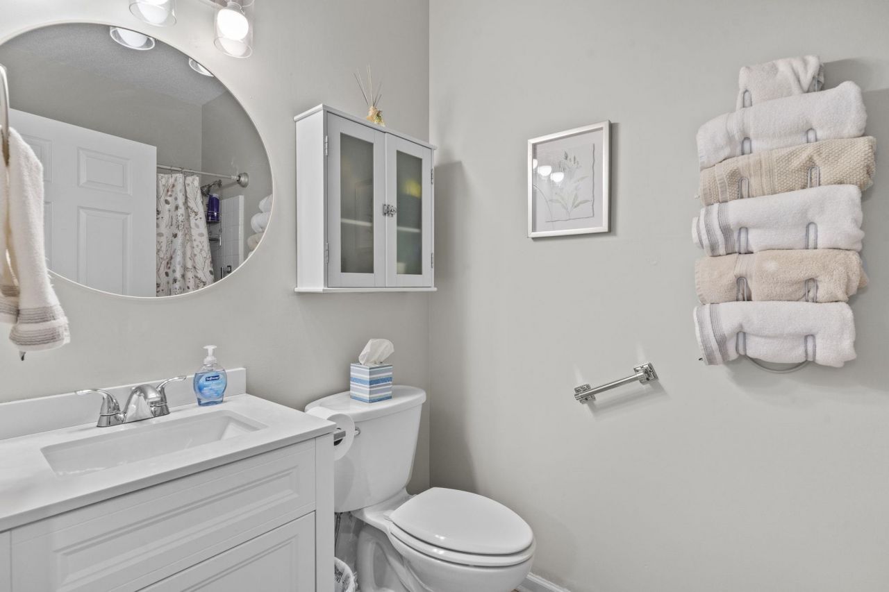 730 Charter Dr. Photo 6