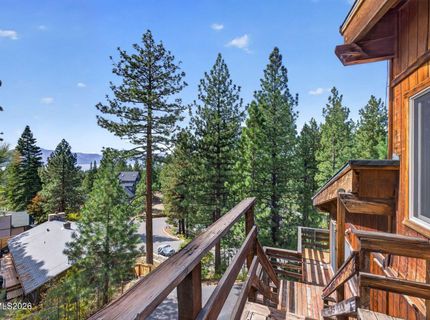 353 Sherwood Drive, Stateline, NV 89449 Photo