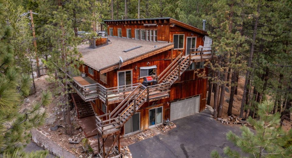 353 Sherwood Drive, Stateline, NV 89449 Photo