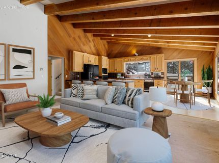 353 Sherwood Drive, Stateline, NV 89449 Photo