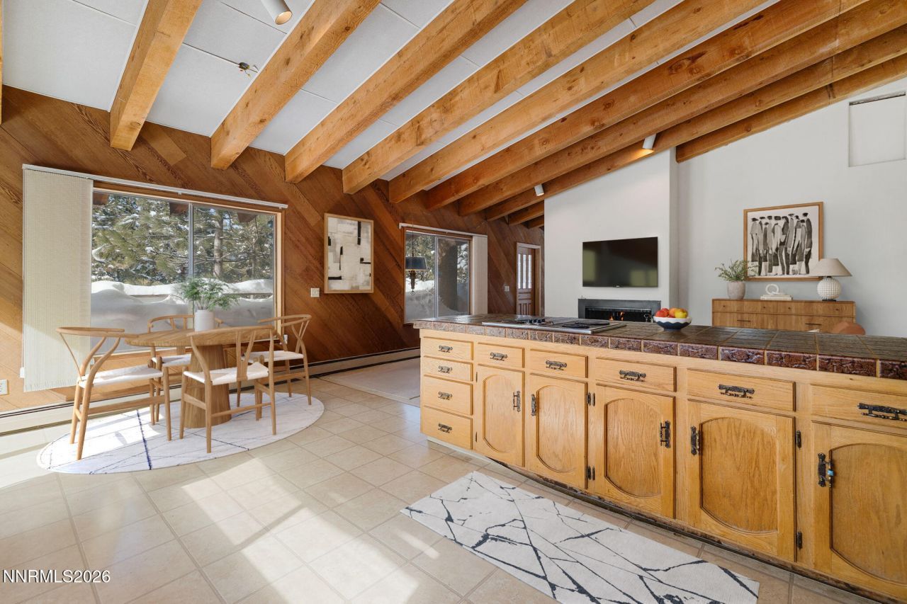 353 Sherwood Drive, Stateline, NV 89449 Photo