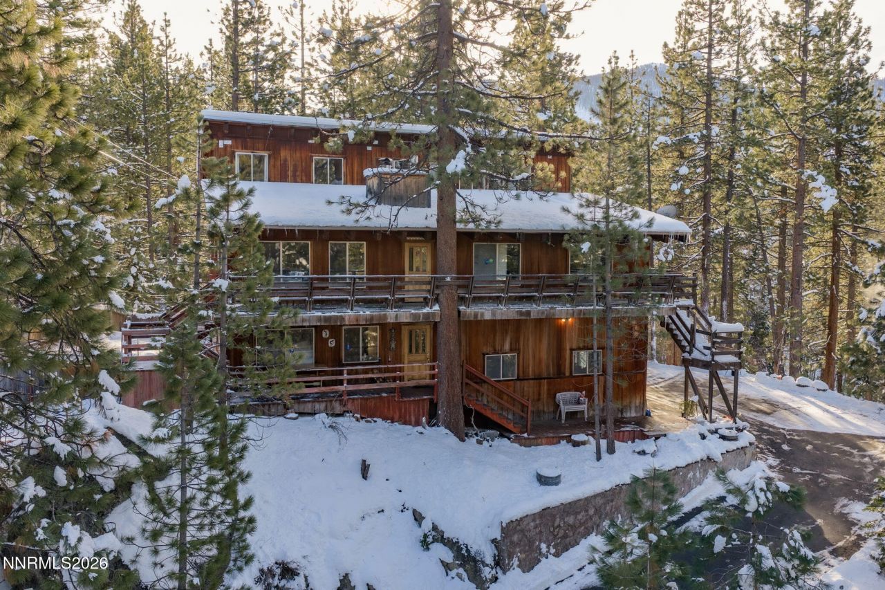 353 Sherwood Drive, Stateline, NV 89449 Photo