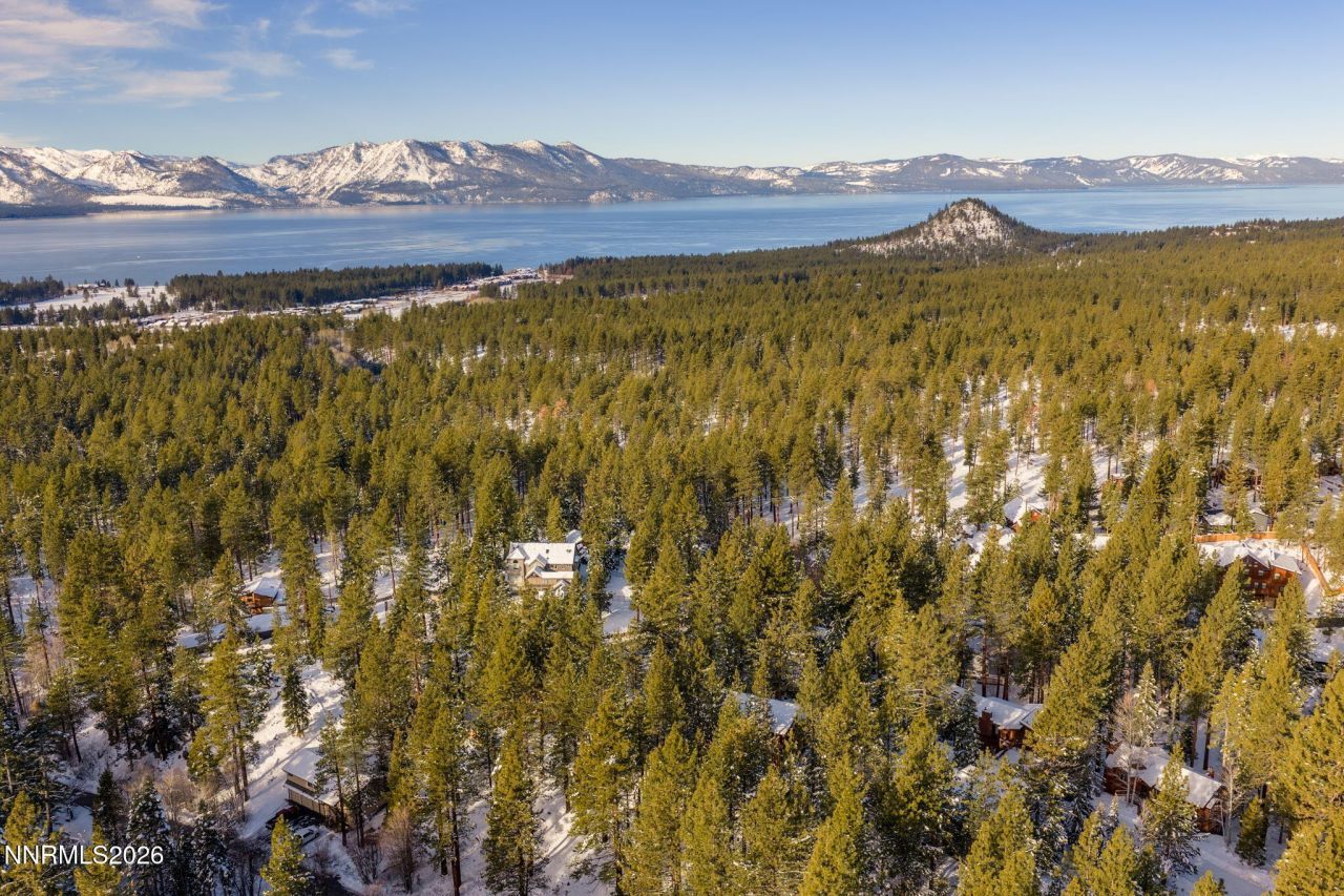 353 Sherwood Drive, Stateline, NV 89449 Photo