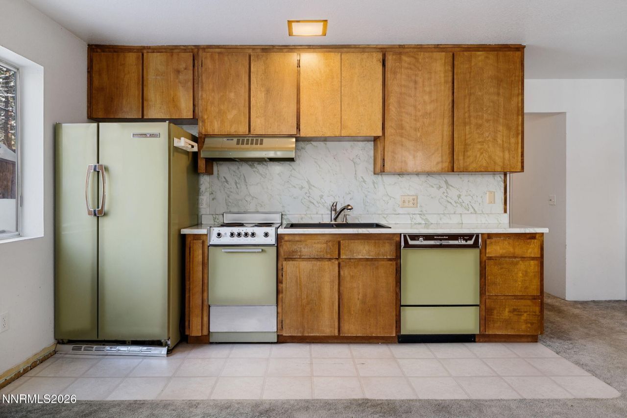 353 Sherwood Drive, Stateline, NV 89449 Photo