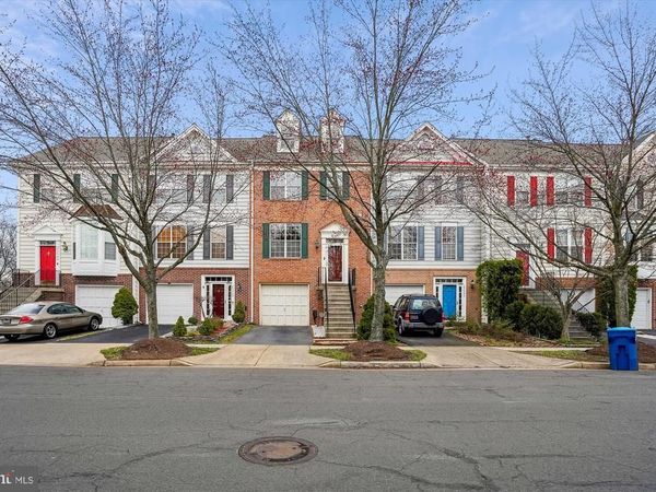 25404 UPPER CLUBHOUSE DRIVE, CHANTILLY, VA 20152