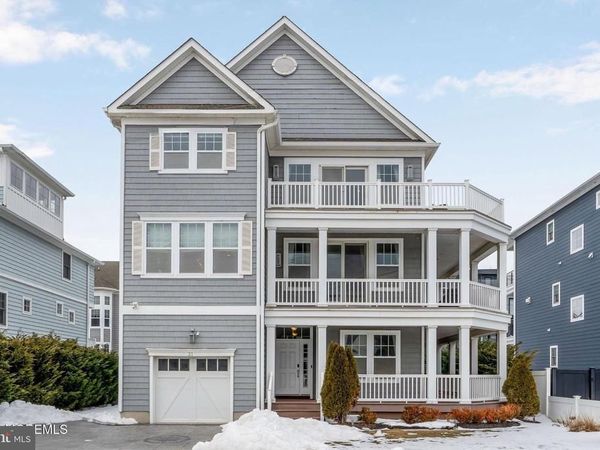 21 OCEAN TERR, LONG BRANCH, NJ 07740