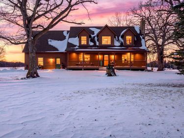 11297 220th Street, Silver Lake, MN 55381