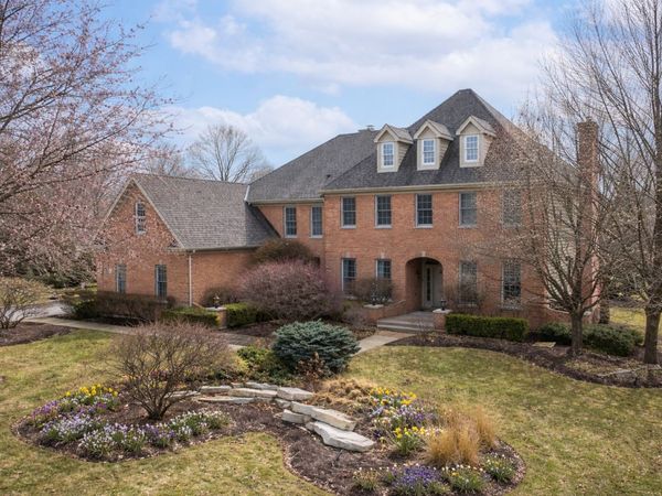 121 Boulder Drive, Lake In The Hills, IL 60156