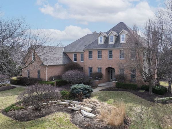 121 Boulder Drive, Lake In The Hills, IL 60156